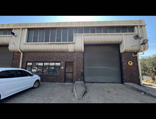 6,251M² WAREHOUSE FOR SALE IN SELBY